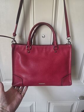 REBECCA MINKOFF• RED Pebbled Leather Tote/Sh Bag. ❤️🩶